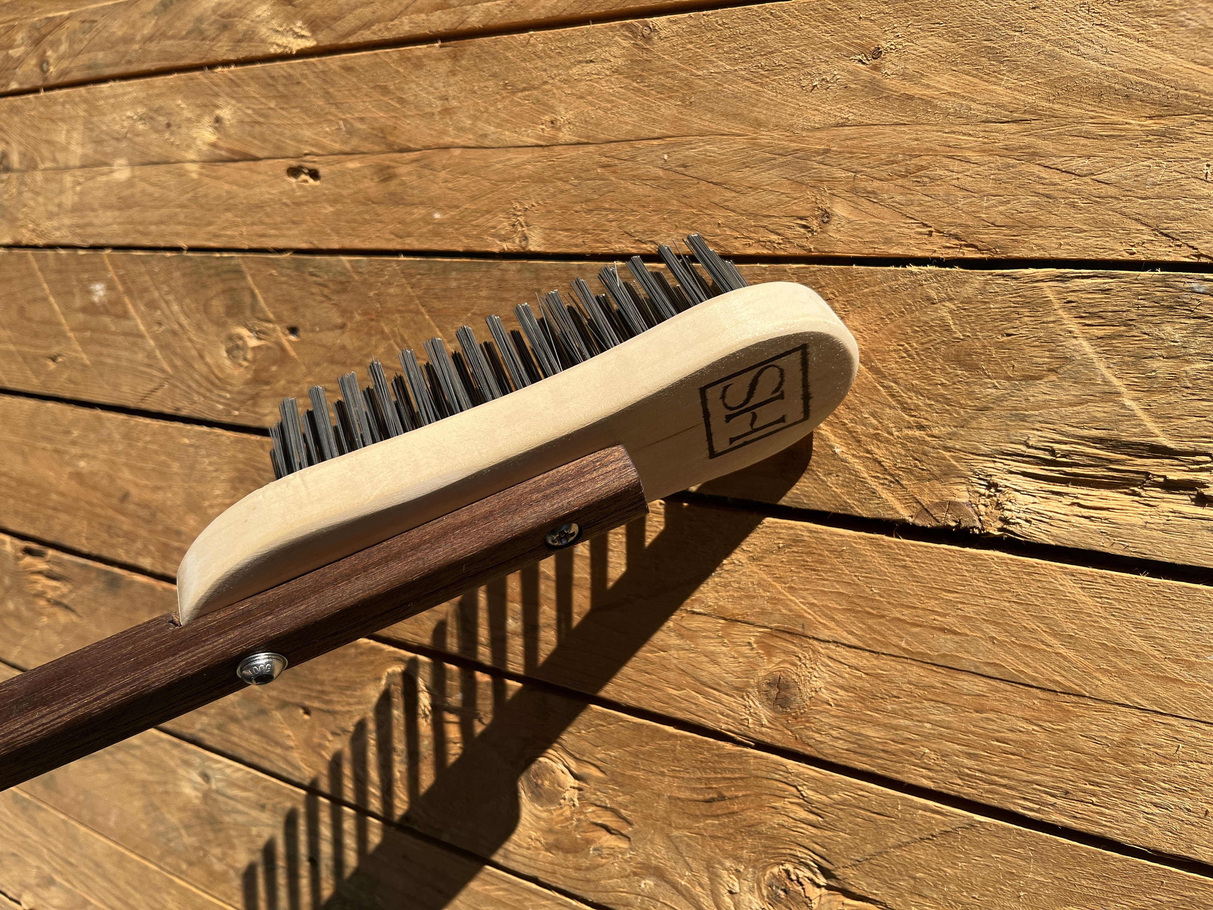 Braai Brush — brush head detail